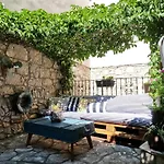 Stone House Hedonia Vila