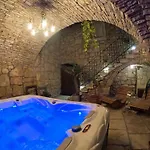 Stone House Hedonia Vila *