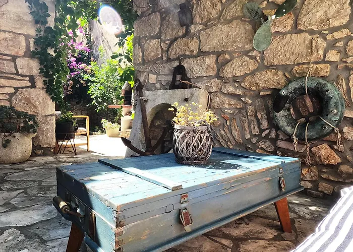Villa Stone House Hedonia *