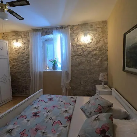 Villa Stone House Hedonia *